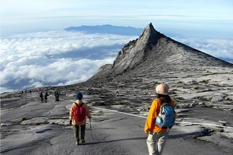 mount kinabalu 1